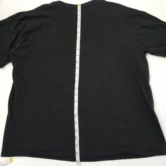 PRETTYLITTLETHING Graphic Tees - Picture 7 of 9